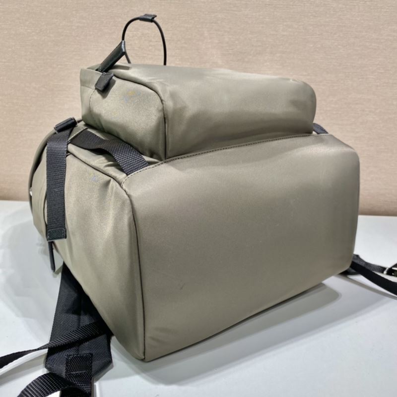 Pra*a backpacks